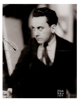 Man Ray: Despreocupado Pero No Indiferente / Unconcerned But Not Indifferent (English and Spanish Edition)